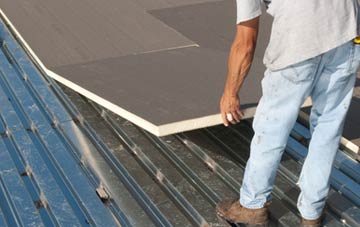 benefits of insulating Tacleit flat roofing